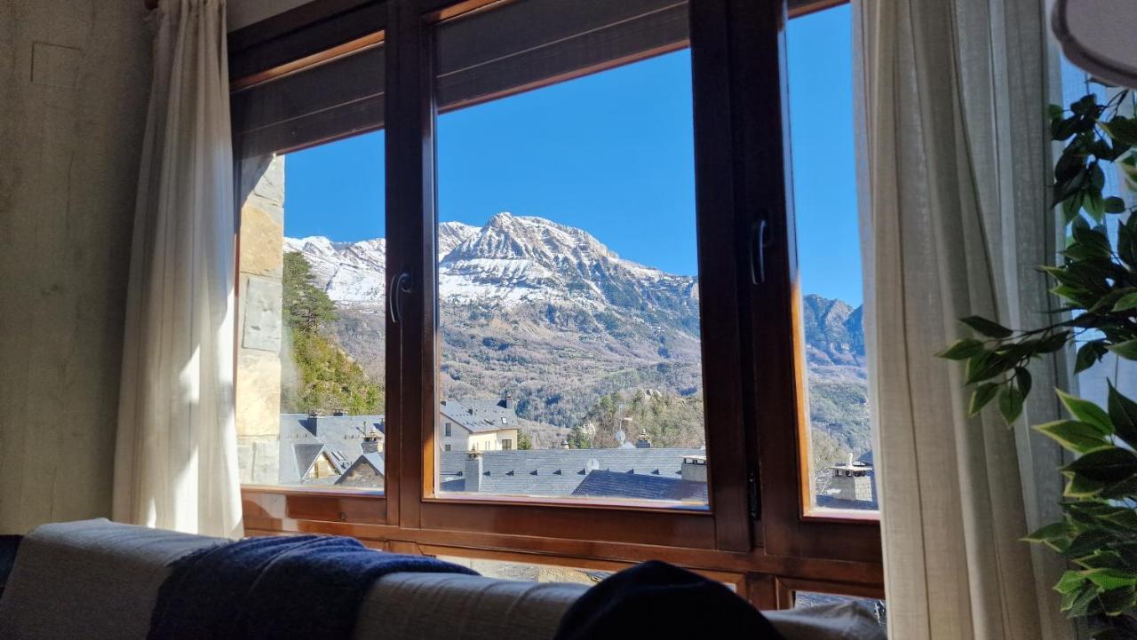 Valtrama Suite Tramacastilla de Tena Esterno foto