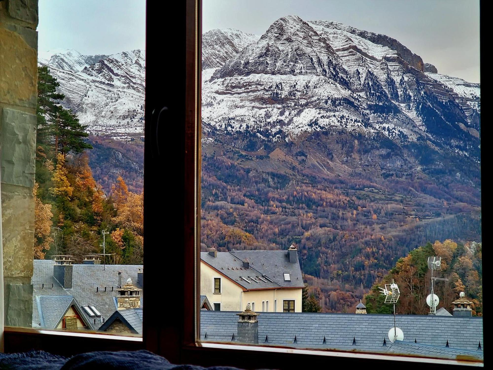 Valtrama Suite Tramacastilla de Tena Esterno foto